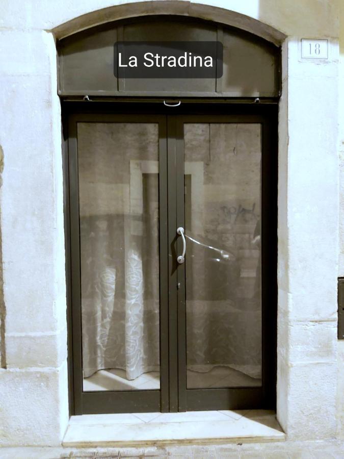 La Stradina Bed & Breakfast Trani Luaran gambar