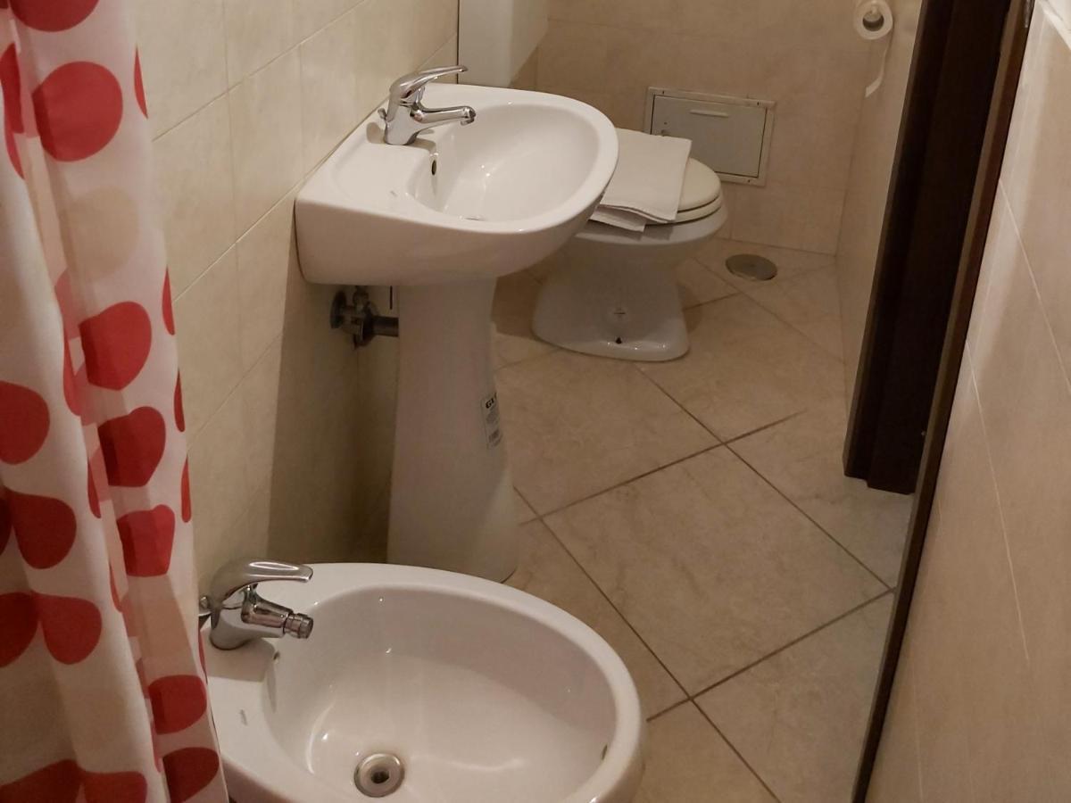 La Stradina Bed & Breakfast Trani Luaran gambar