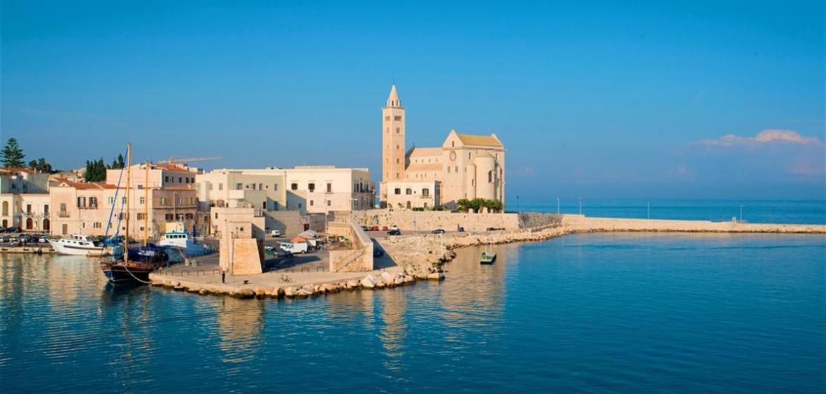 La Stradina Bed & Breakfast Trani Luaran gambar